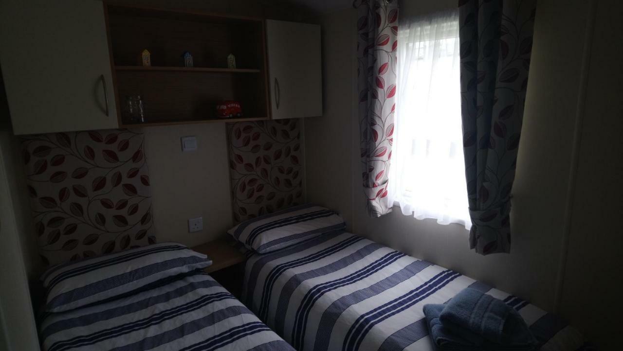 Bude Caravan Caromax - Families And Couples Only Exteriör bild